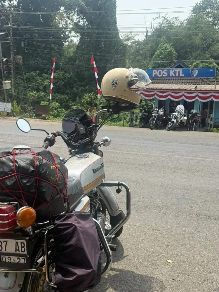 Kawasaki Binter Merzy KZ200