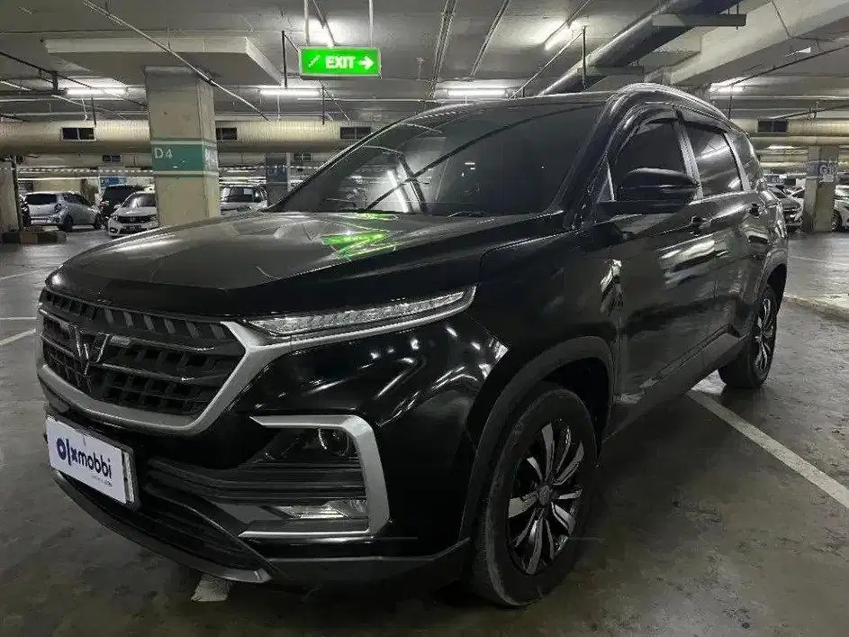DP RENDAH - Wuling Almaz 1.5 Exclusive 5-Seater Bensin-AT 2019