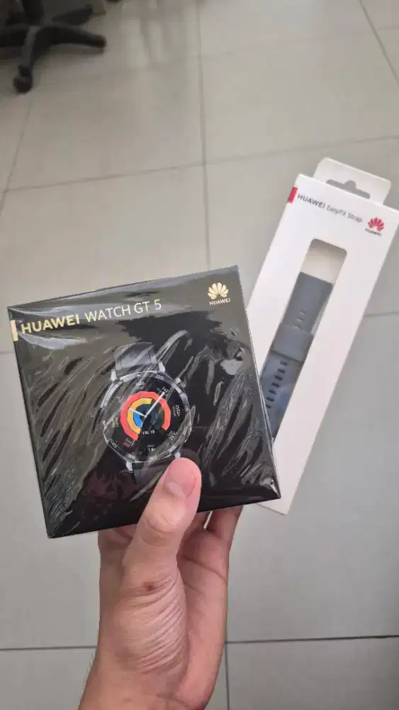 SMARTWATCH HUAWEI GT-5 LIKE NEW BONUS STRAP ORIGINAL