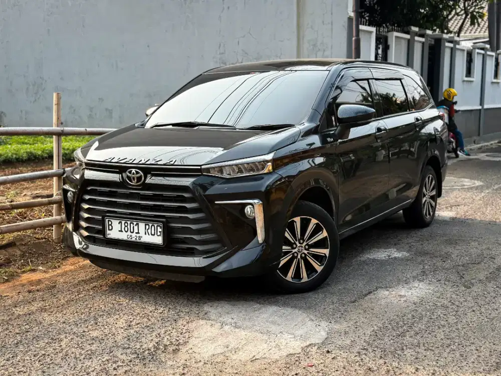 TOYOTA NEW AVANZA 1.5 AT HITAM 2023