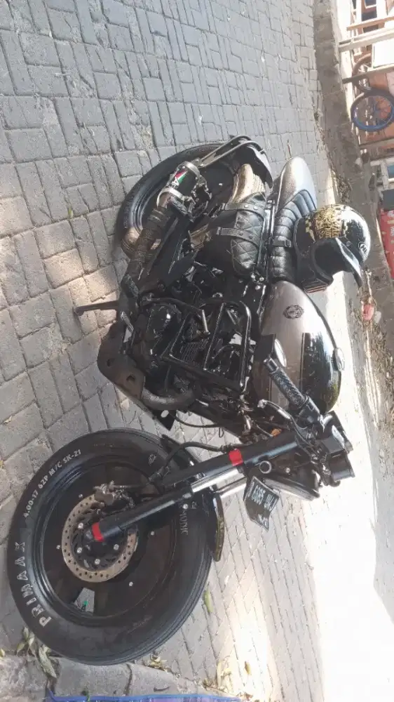 Caferacer basic megapro