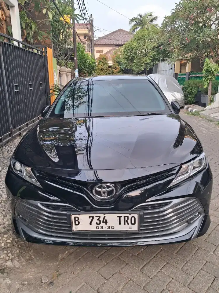 Toyota camry 2.5 V sunroof AT