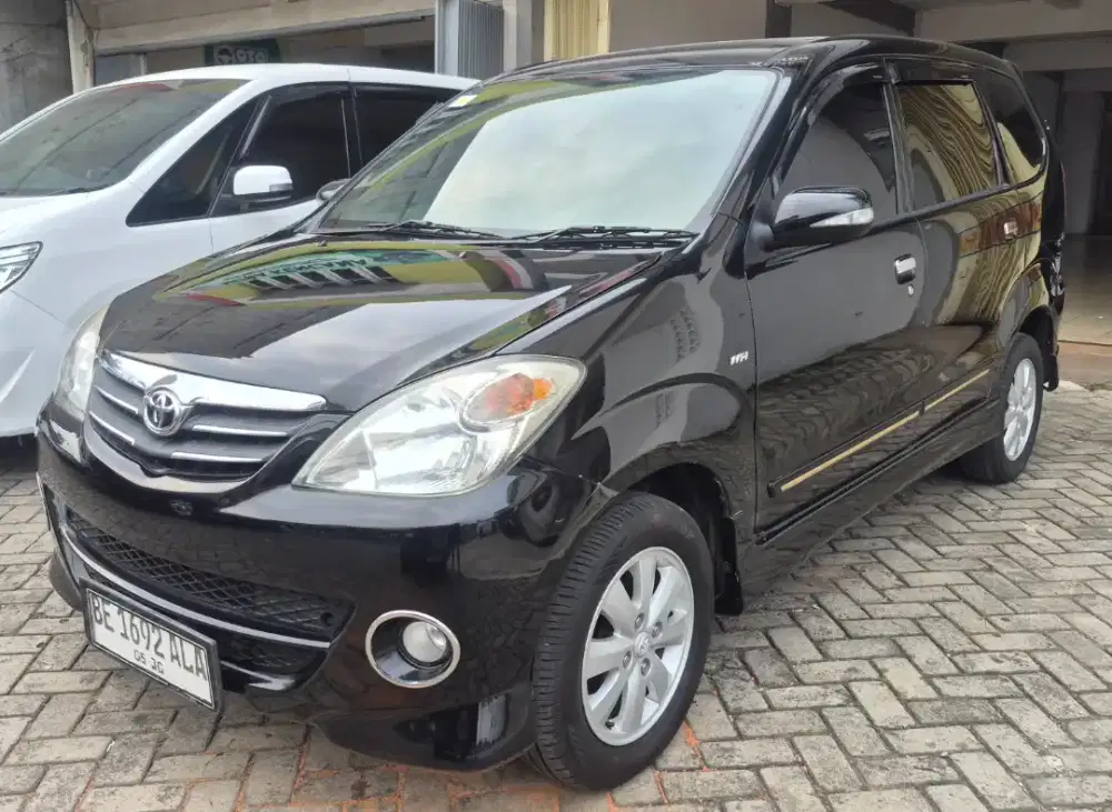 Avanza S automatic 2010