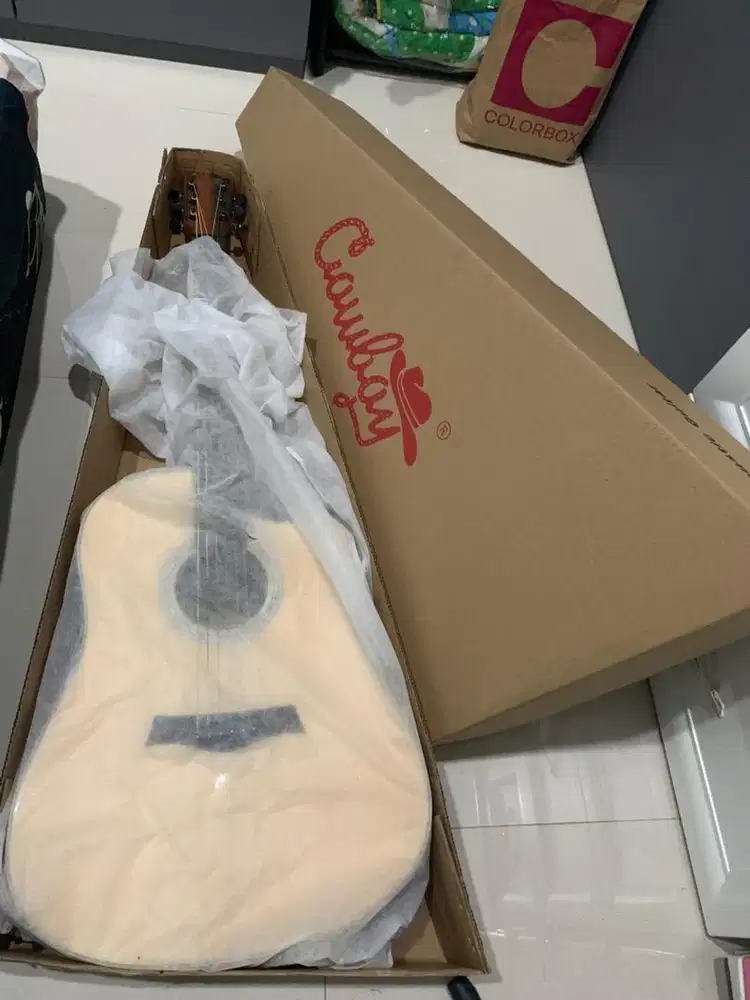 Gitar Akustik COWBOY AEG-240CG-NA ORIGINAL
