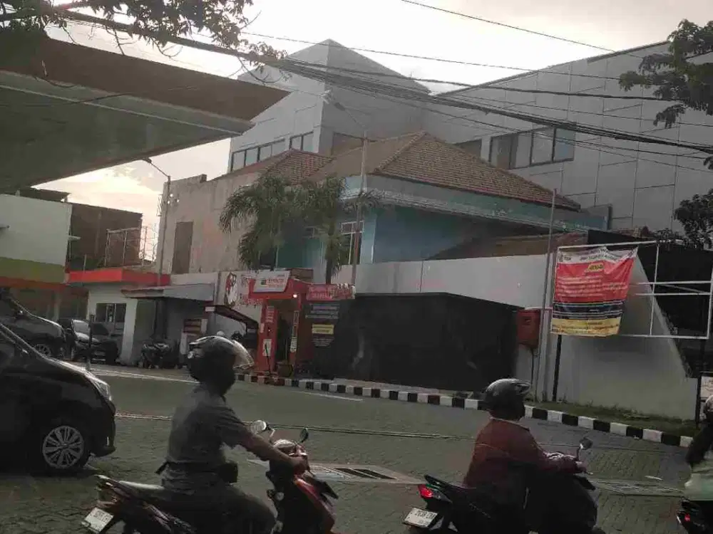 Disewakan Rumah tempat usaha