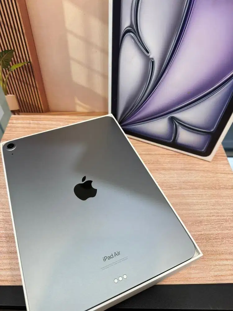 iPad Air 6 M2 11inch 128GB Grey Ex inter bh 94% lengkap ori