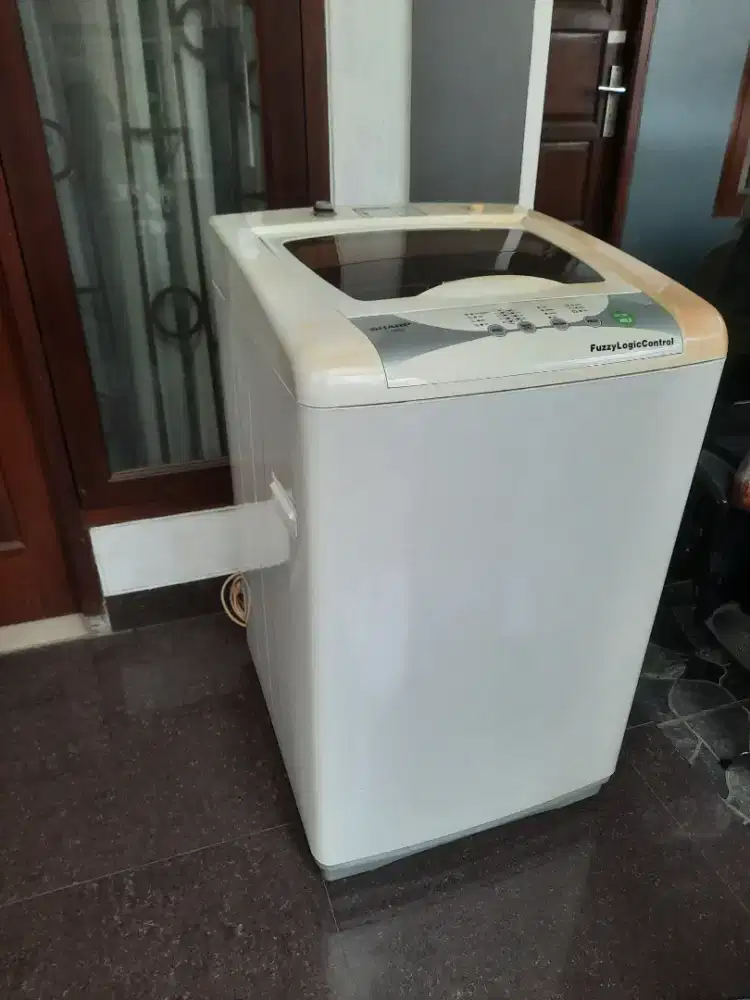 Mesin cuci top loading SHARP
