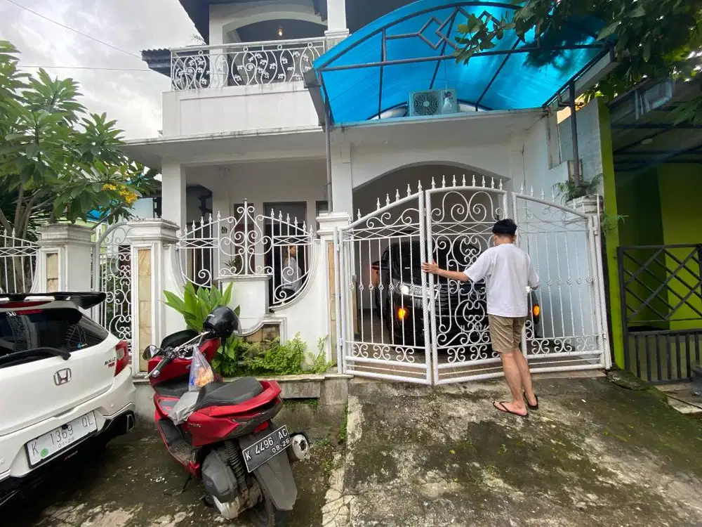 Rumah 3 kamar 2 lantai