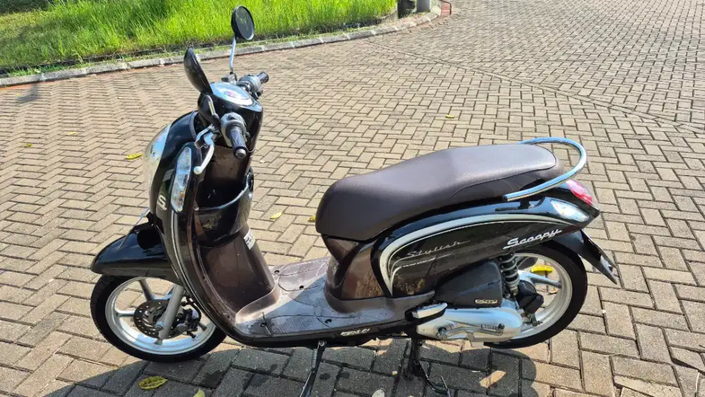 Dijual Scoopy 2016