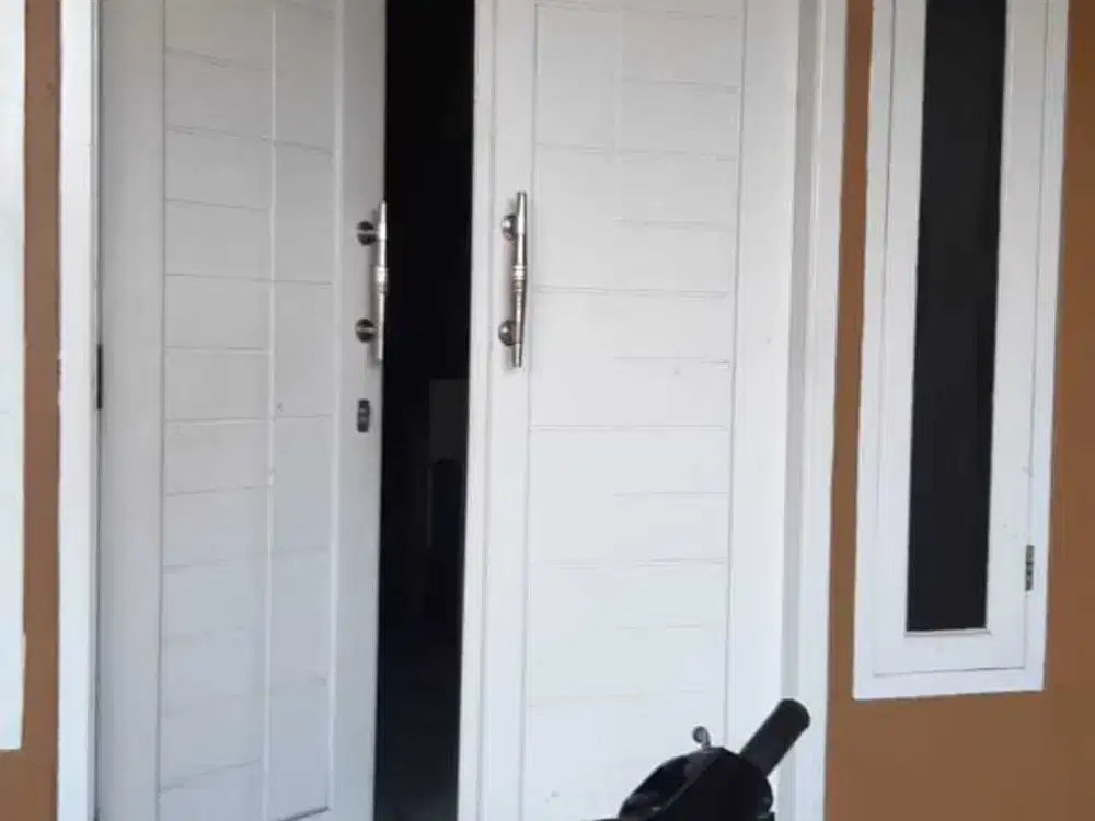 Rumah Siap Huni Dua Lantai,  Bukit Kayu Manis Kodya Bogor