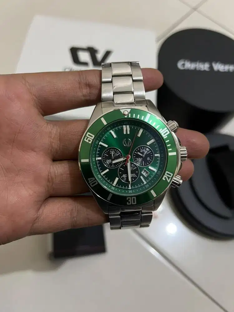 Jual jam second like new pemakaian 5 bulan