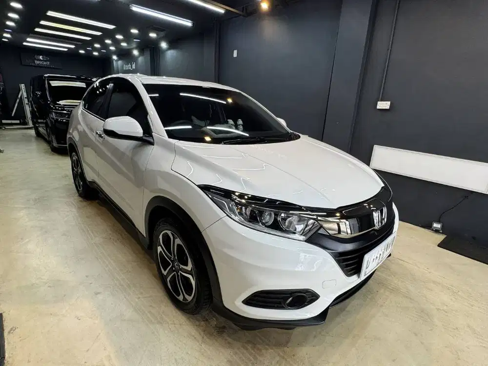 Honda HR-V 1.5 E CVT 2018 Matic - KM Rendah & Terawat