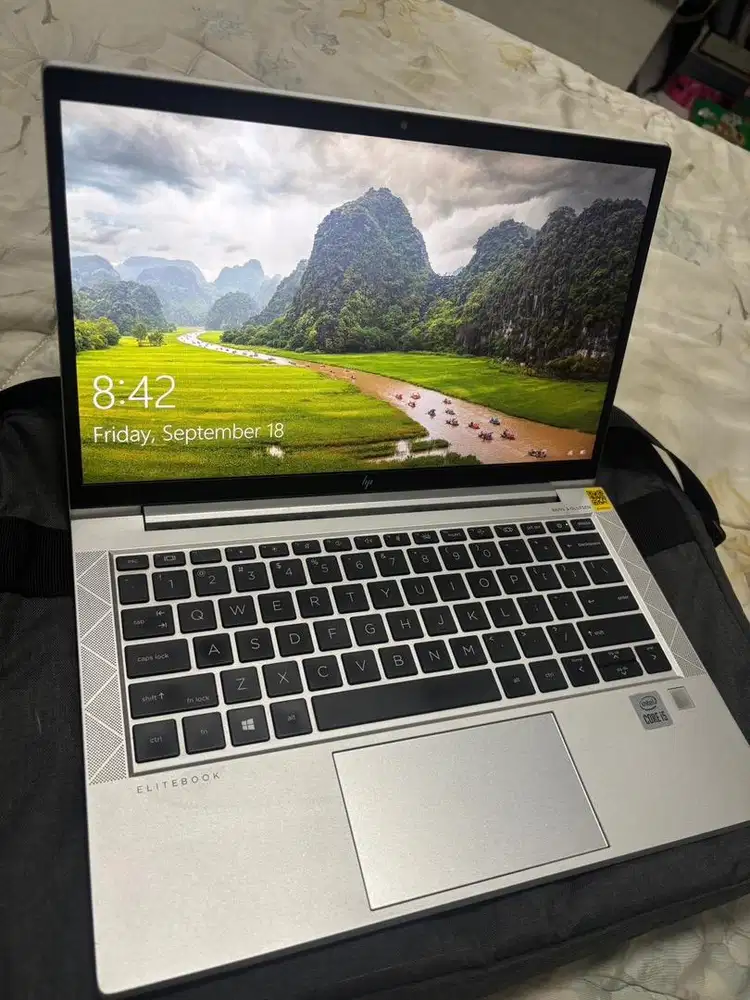 Hp Elitebook 830 G7, intel Core i5 Gen 10, Ram 16GB/ Ssd 256GB