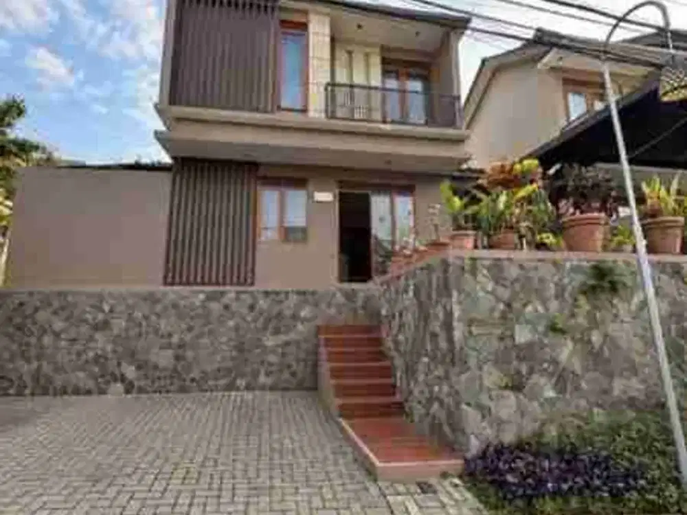 Jual Rumah Hook Pesona Bali City View Ciwaruga Bandung – LT 132 m² SHM, 3KT, Rp1,5 M