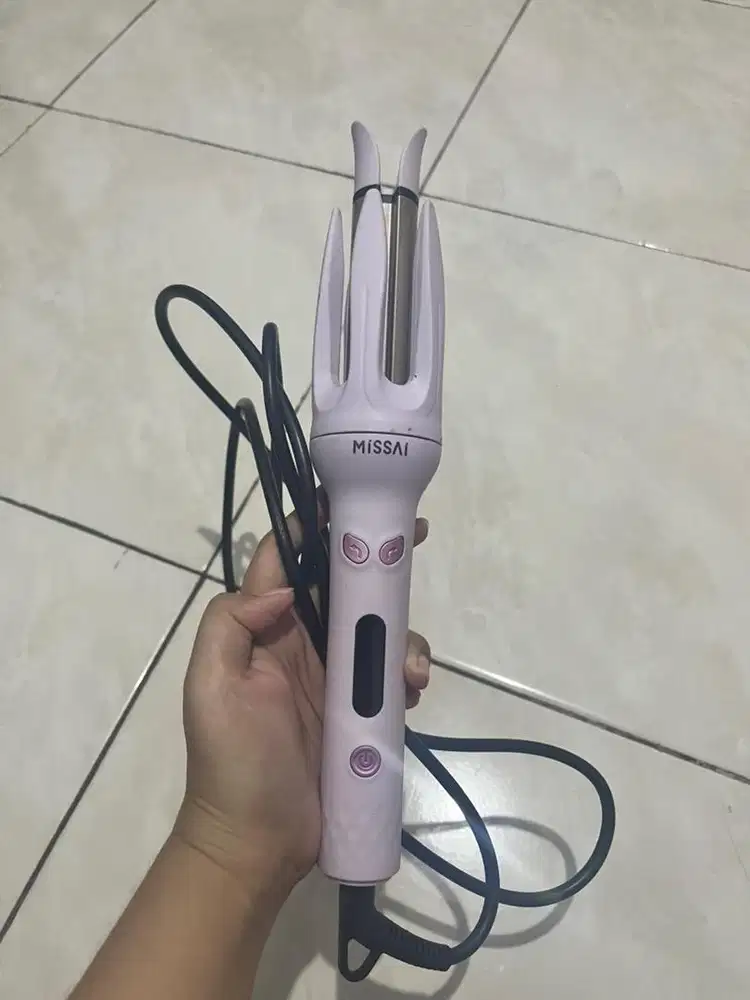Catokan curly otomatis Missai