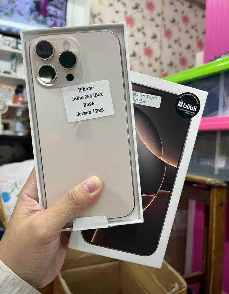 iPhone 16 PRO MAX 256GB, iBox, DESERT TITANIUM, BH 100%