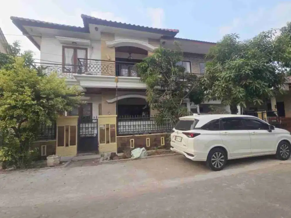 Rumah Besar Belakang Arion Rawamangun