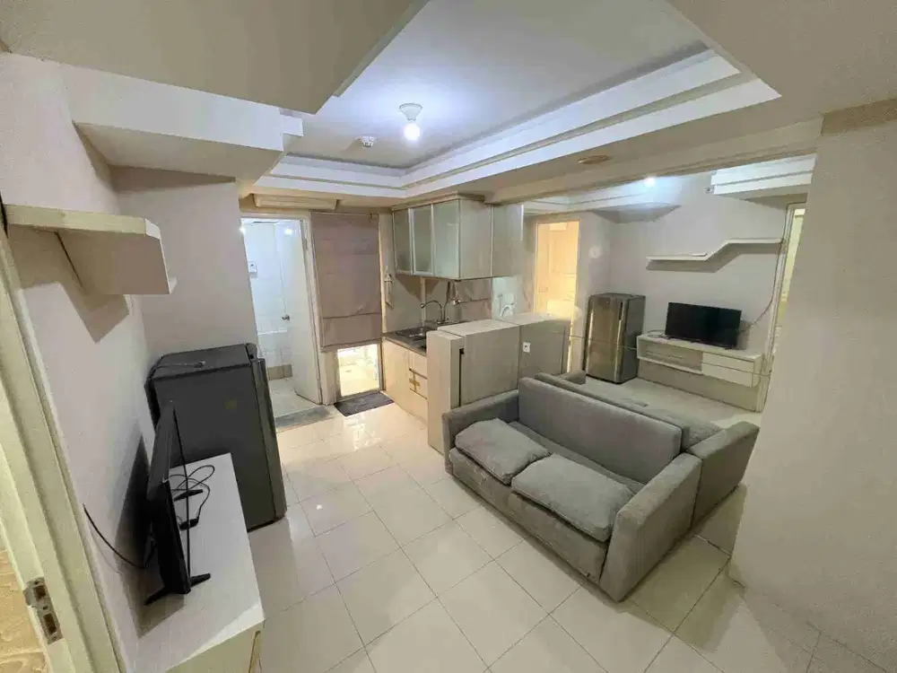 Sewa tahunan apartemen Bassura city tower Flamboyan lantai rendah
