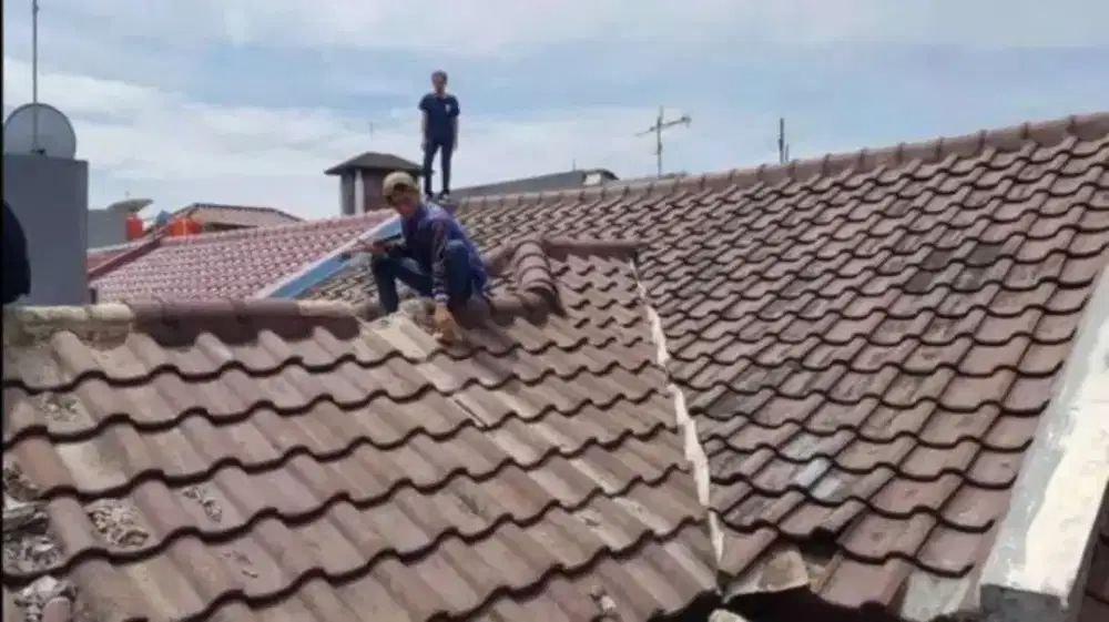 jasa perbaikan atap rumah dan pemasangan kanopi