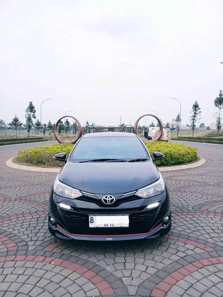 TOYOTA YARIS S TRD 2018 METIC