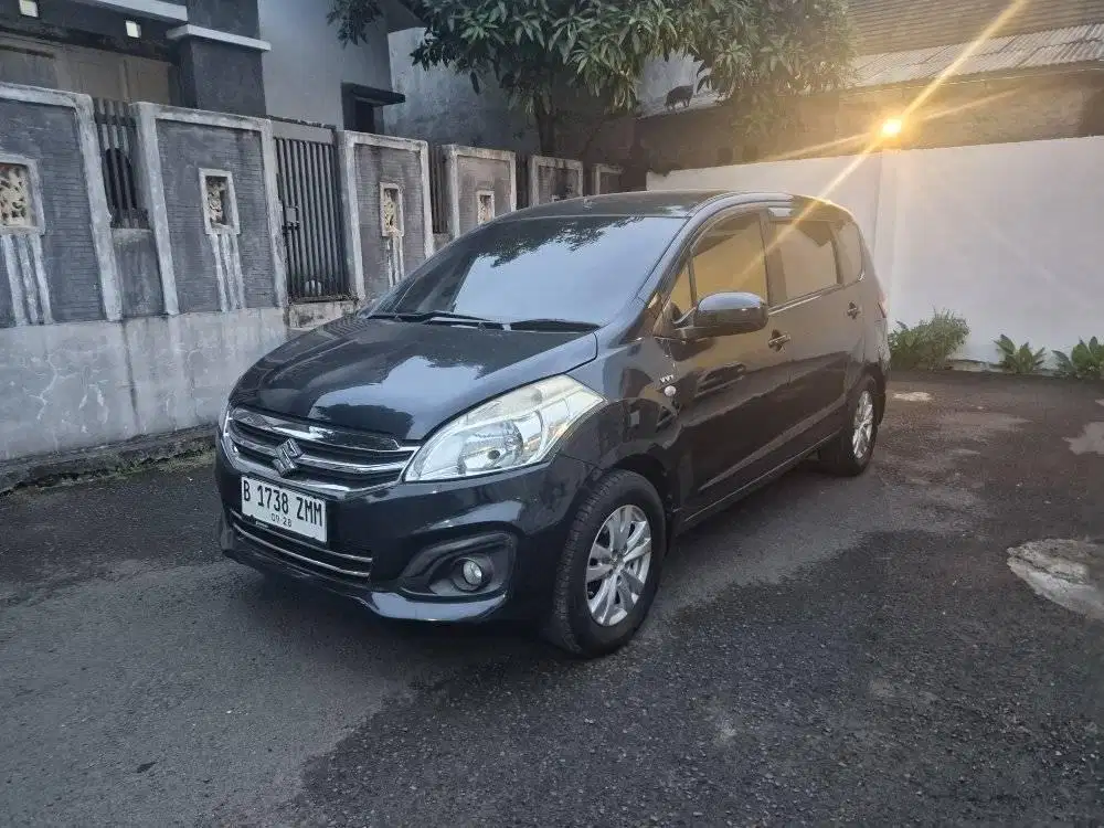 Ertiga GL Matuc 2016 hitam ganteng