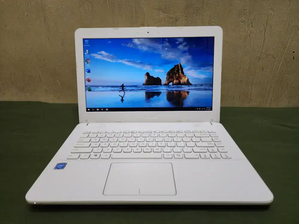 Laptop Asus X441N ram 4gb Normal Siap Pakai