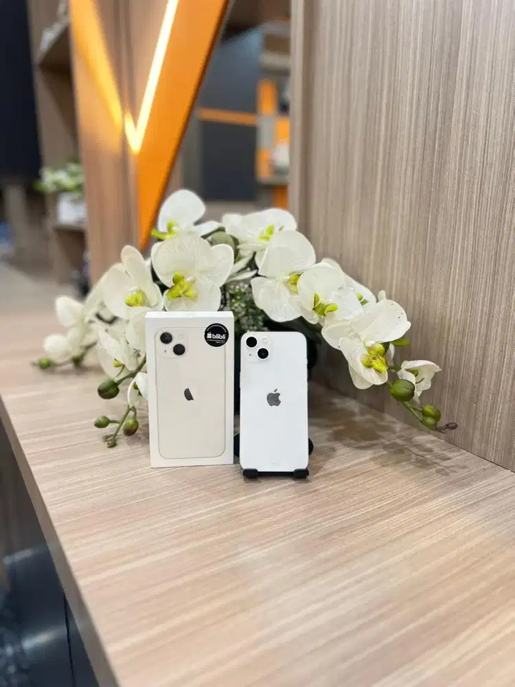 Iphone 13 128gb starlight second resmi indonesia