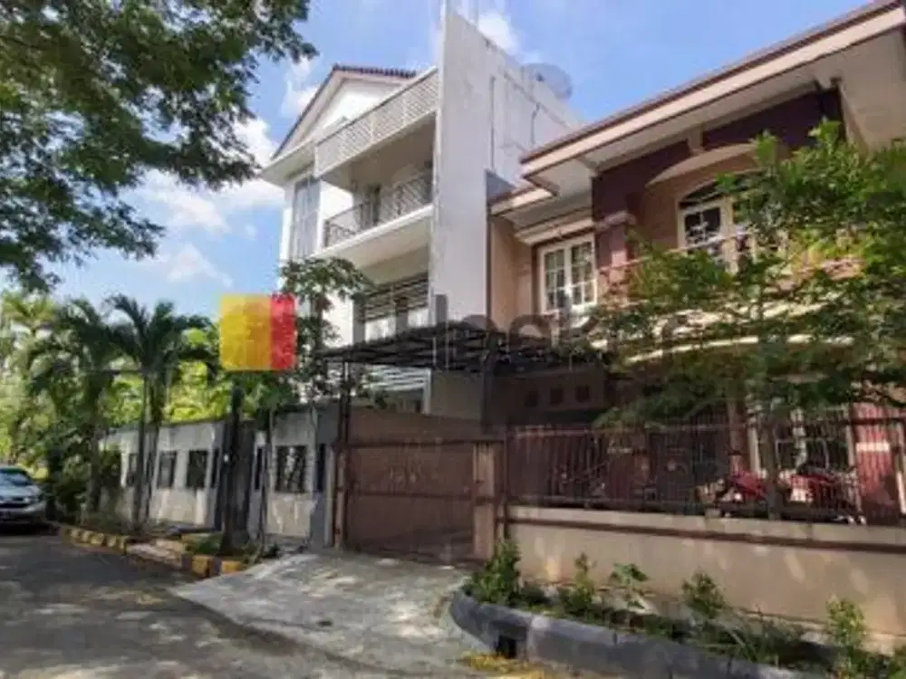 Rumah lebar 9 dijual di Mitra Gading Villa Kelapa Gading