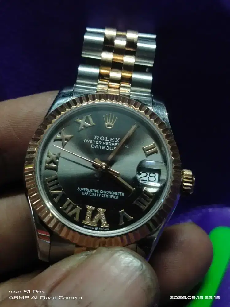 Jam tangan wanita merk rolex