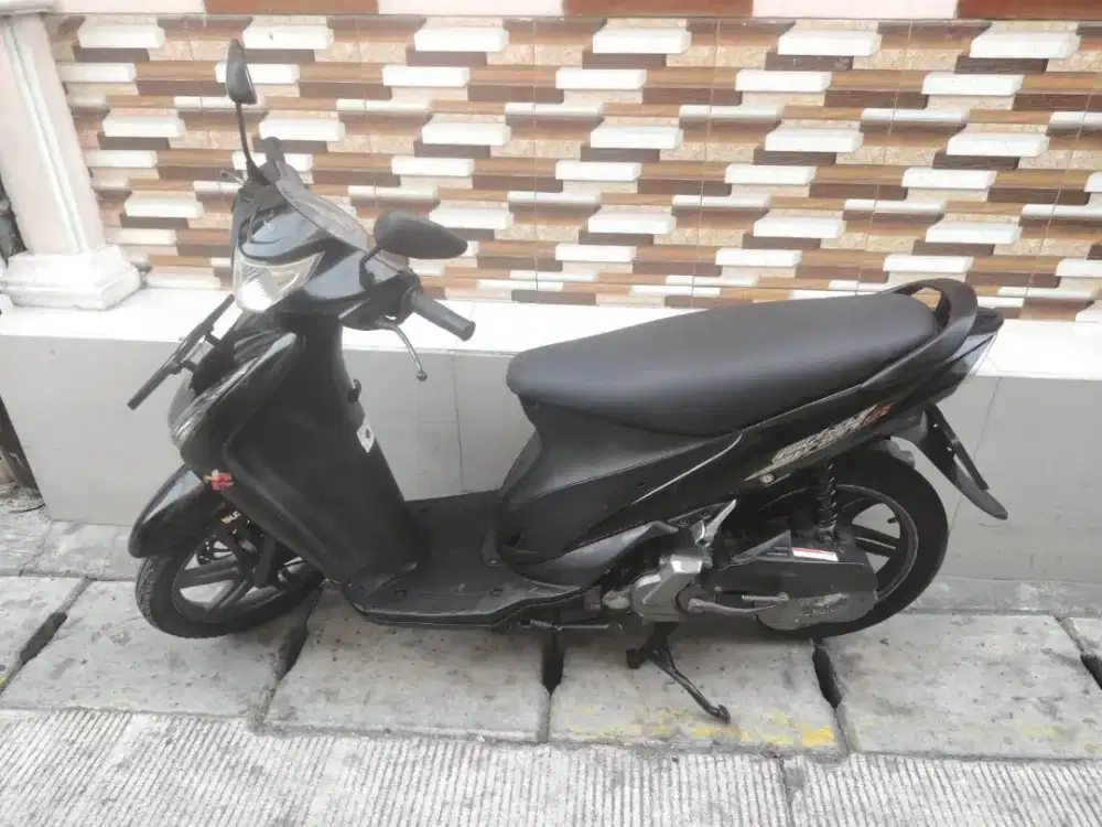Suzuki spin 125cc thn 2009 pajak panjang mesin halus siap pakai.