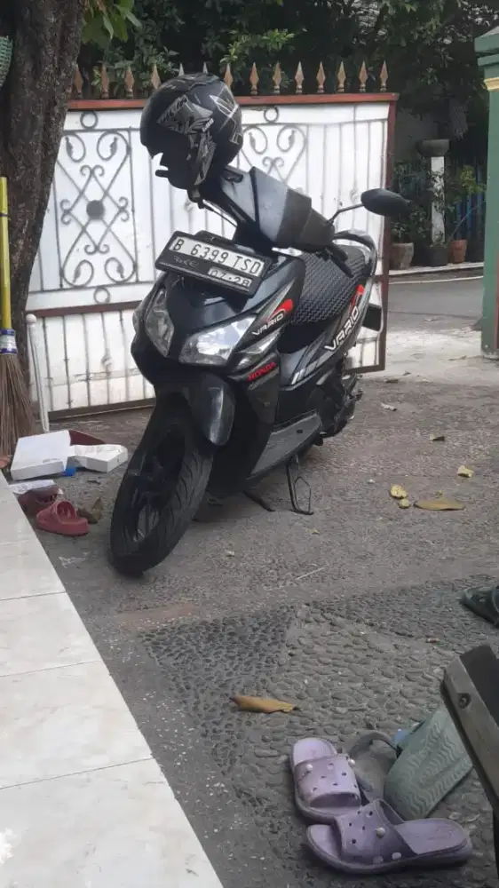 Menjual Motor Vario bekas