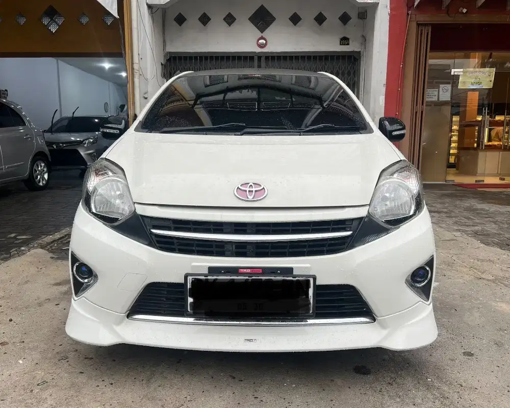 (TDP 19 JUTA!) Toyota Agya 1.0 G Manual TRD Sportivo Putih 2015
