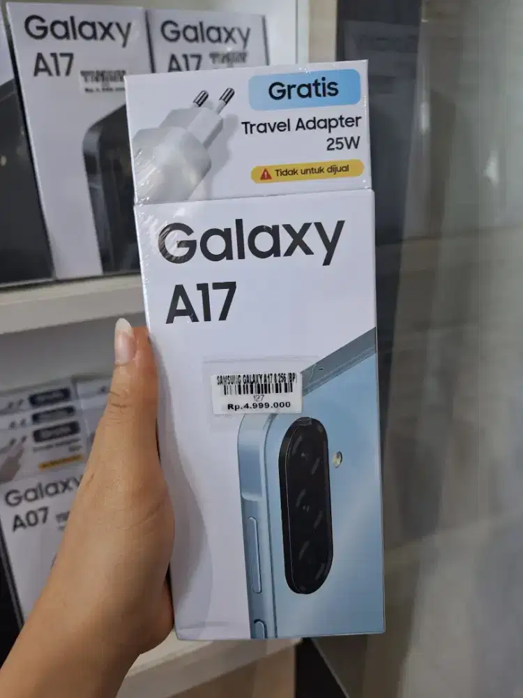 New Samsung Galaxy A17 8/256
