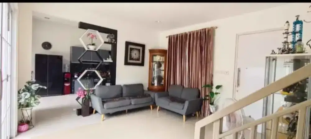 DIJUAL CEPAT RUMAH HOOK FREE FURNISH & ELEKTRONIK