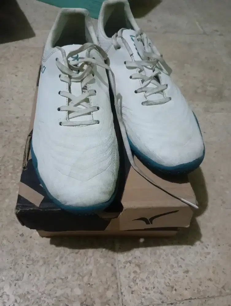 sepatu futsal merk calci uk 36