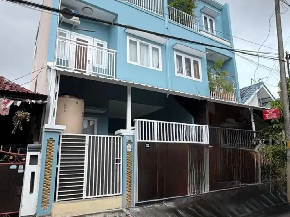 Disewakan Rumah Minimalis 3 Lantai di Taman Griya Jimbaran