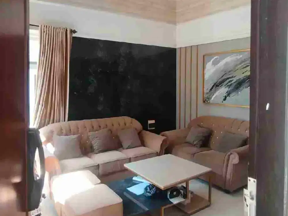 rumaha strategis hanya 100 m jalan raya malang arah surabaya di randuagung luas 253 bonus furniture, dekat jalan tol dan BU SEGERA
