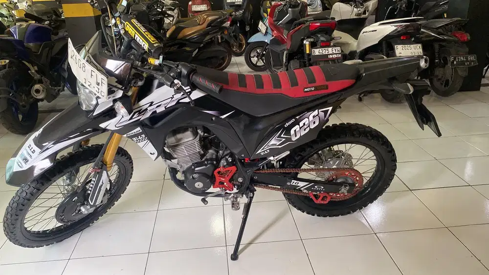 Ready crf 150 l jual cash or kredit