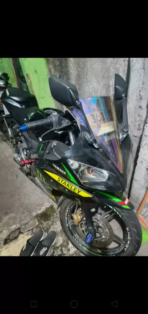 Yamaha R15 2015