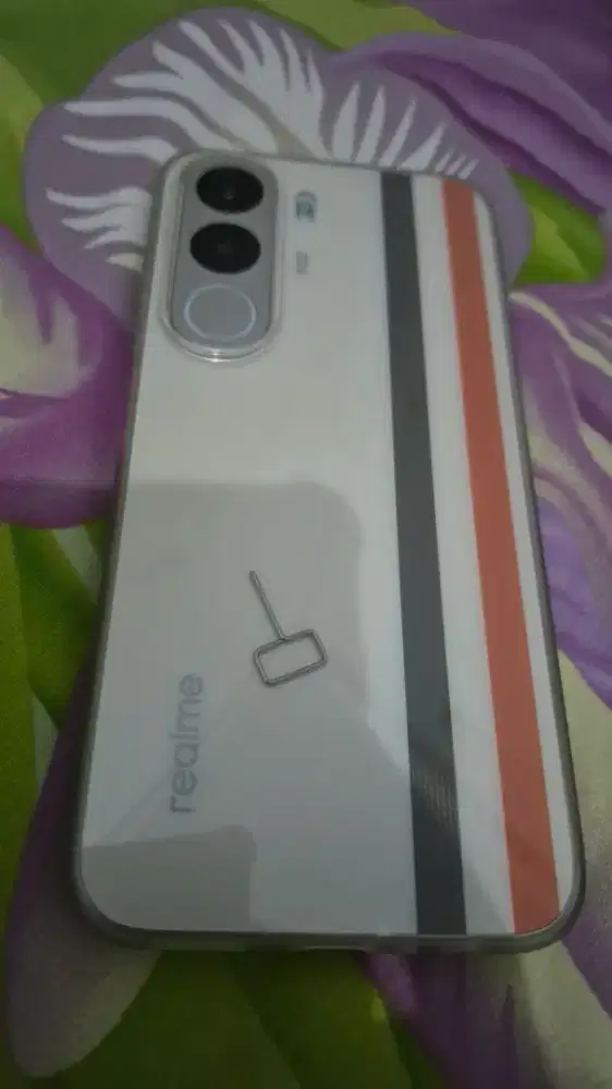 Realme p4x ram 4/256