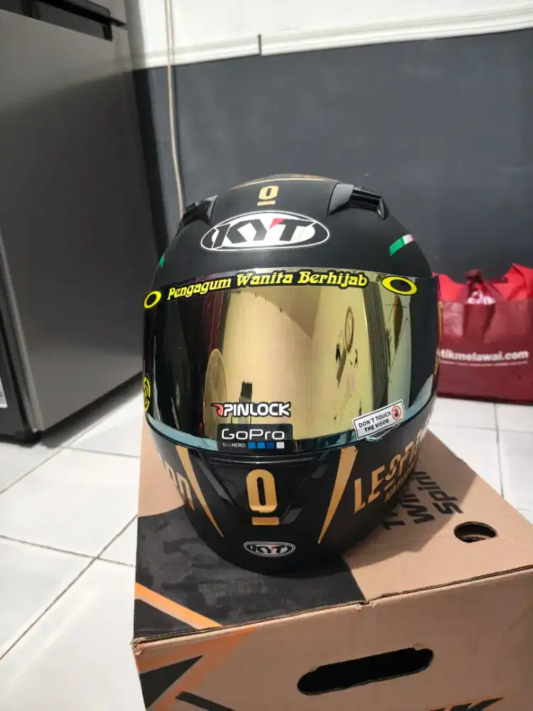 helm full face kyt leopard