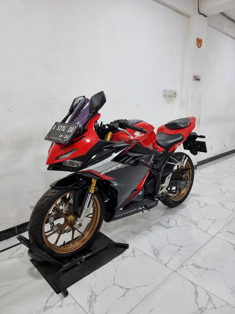 Honda CBR 150 R USD LED Fi 2021 bln 10 Gress Kredit DP 1 JT aja