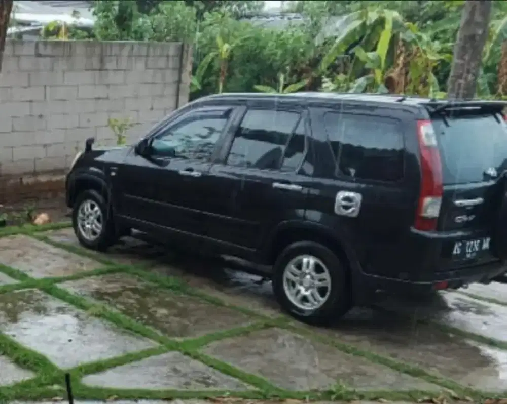 CR-V 2003 warna hitam plat ag