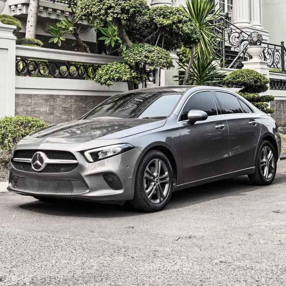 (CASH) Mercedes Benz A200 Sedan 2021