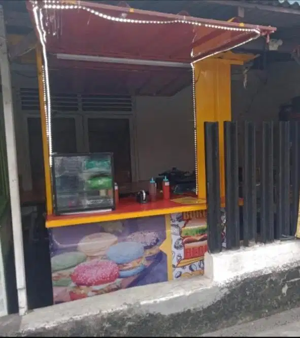 Dijual Gerobak Kontainer Bekas Burger