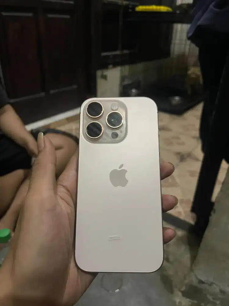 Ip 16 pro 128 iBox