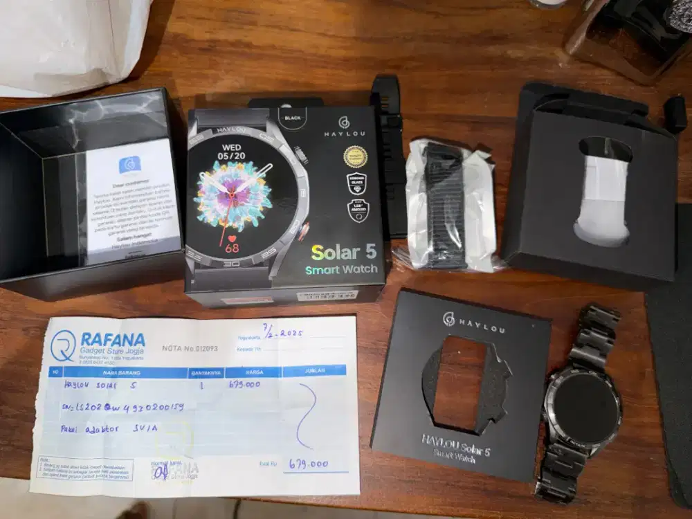 Smartwatch hylou solar 5  mati, hilang cas, apa adanya