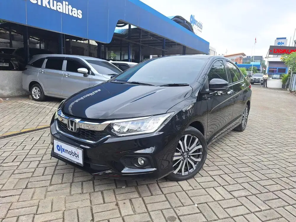 TDP 1 JUTA Honda City 1.5 E Bensin-AT 2017 Abu CJENB
