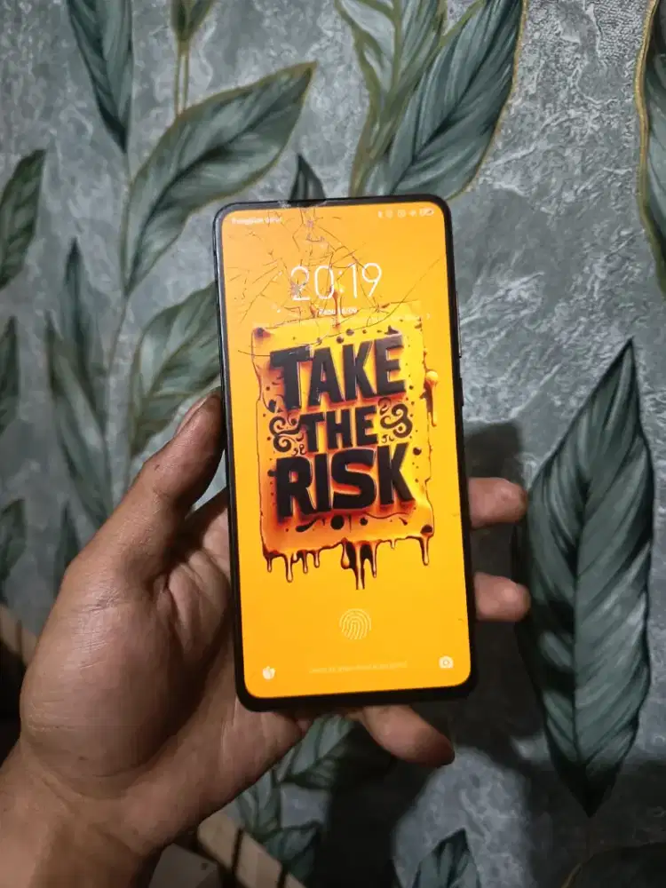 Xiaomi mi 9T NFC full display Pop Up camera 6/64 cek iklan PAMULANG