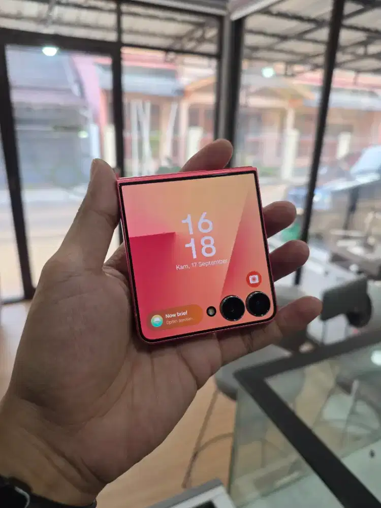 Samsung Z Flip 7 5G 12/256 Gb Sein Fullset Termurahhh